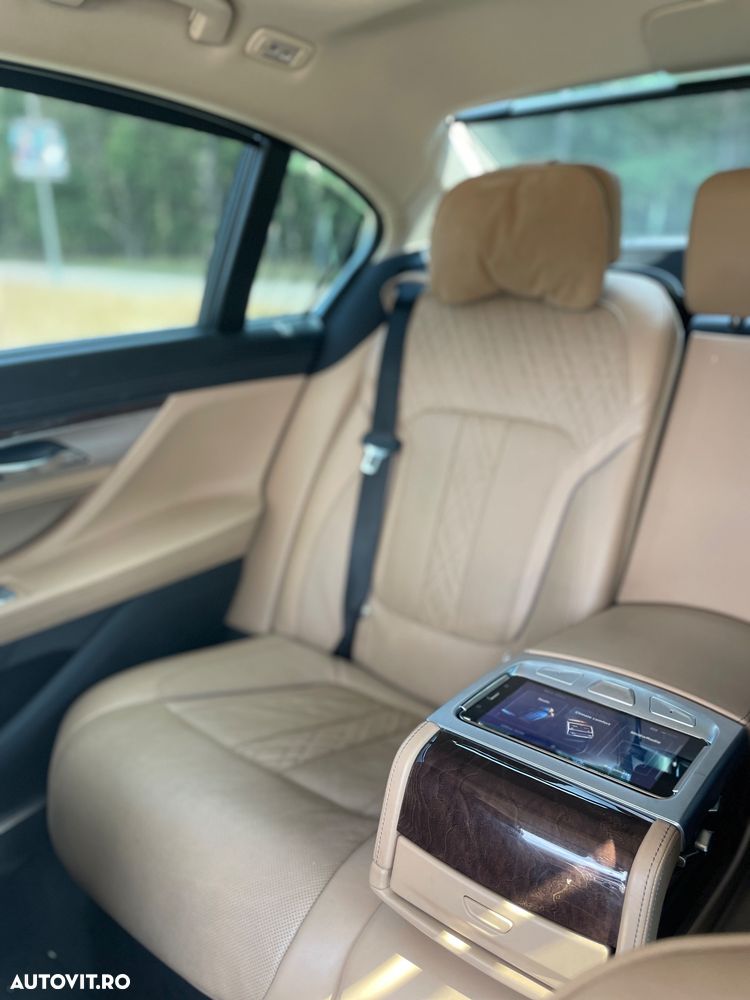 BMW Seria 7 740Le xDrive iPerformance - 5