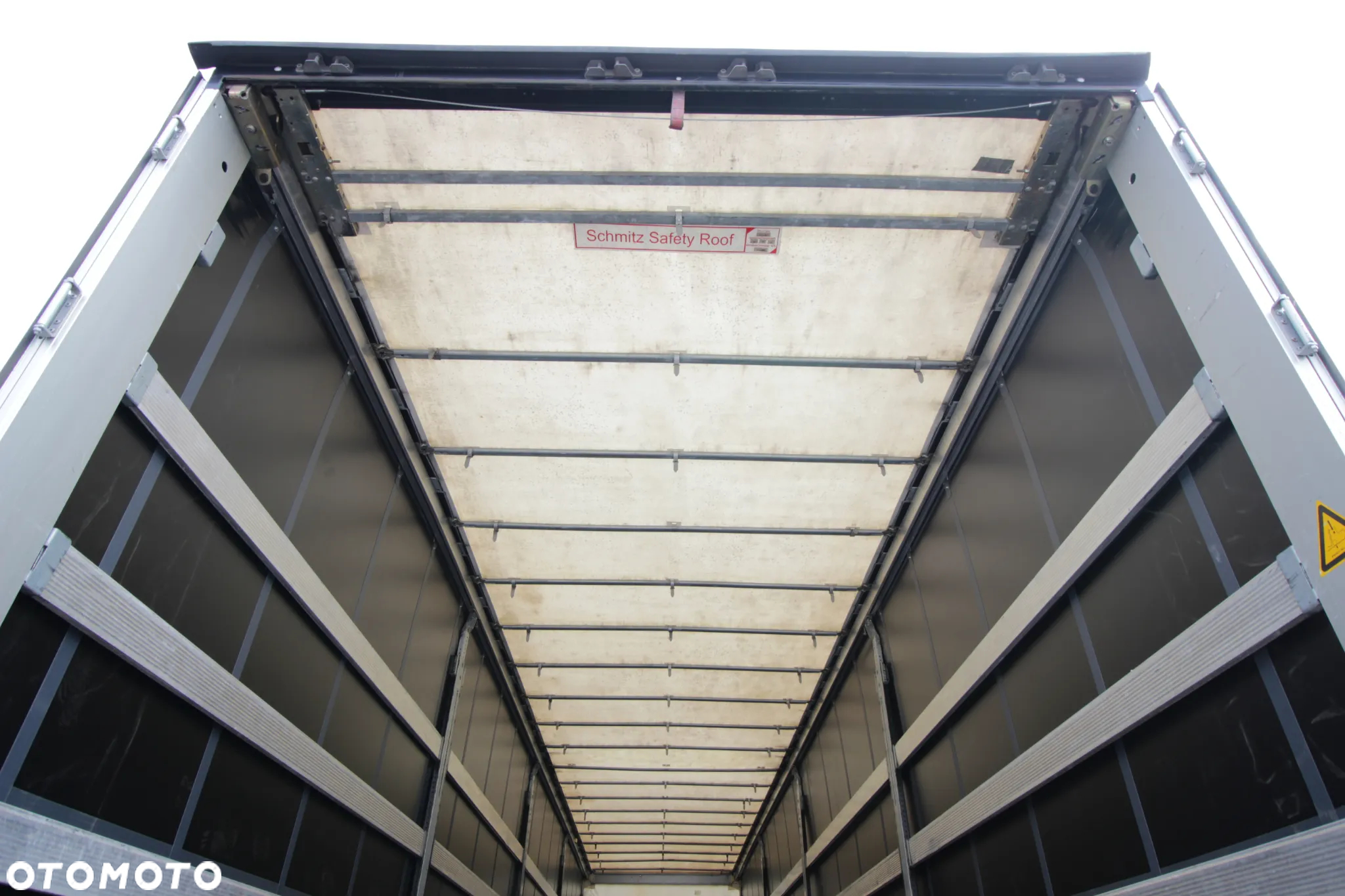 Schmitz Cargobull FIRANA / STANDARD / OŚ PODNOSZONA / MULTILOCK / Certyfikat XL / JAK NOWA / - 27