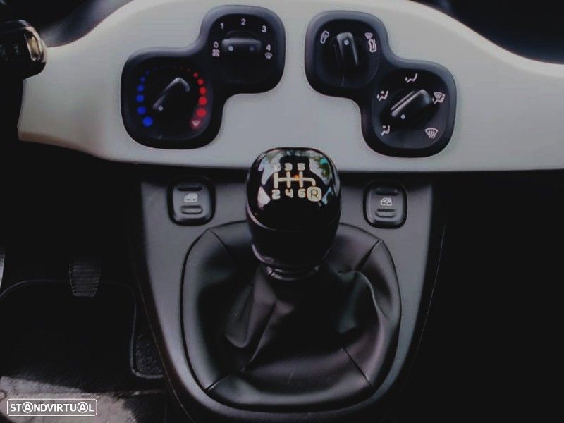 Fiat Panda 1.0 Hybrid Cross - 16