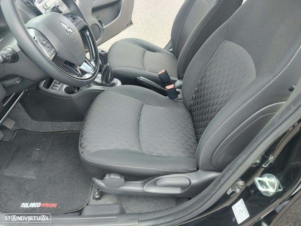 Mitsubishi Space Star 1.2 Intense - 17