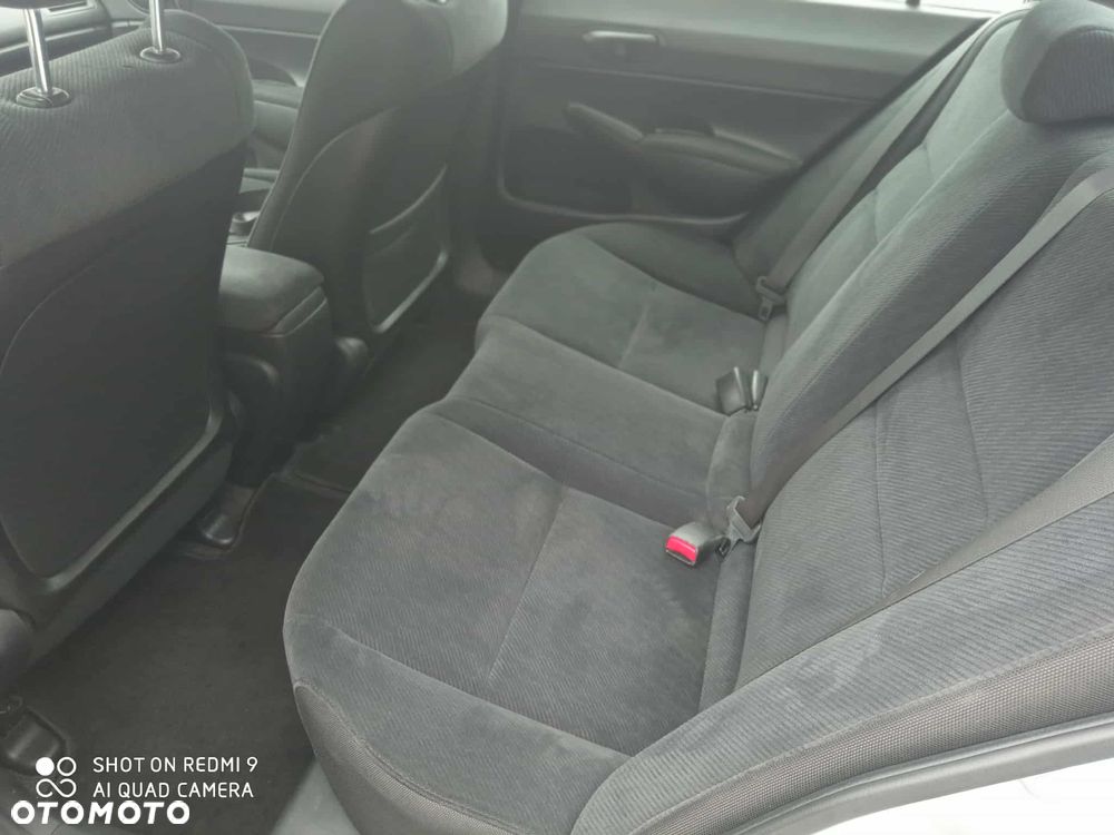 Honda Civic 1.8 Comfort - 15