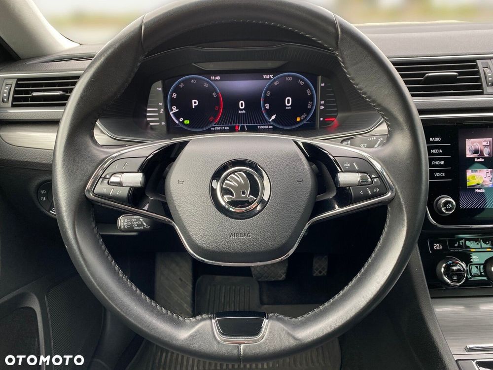 Skoda Superb 2.0 TSI Style DSG - 25