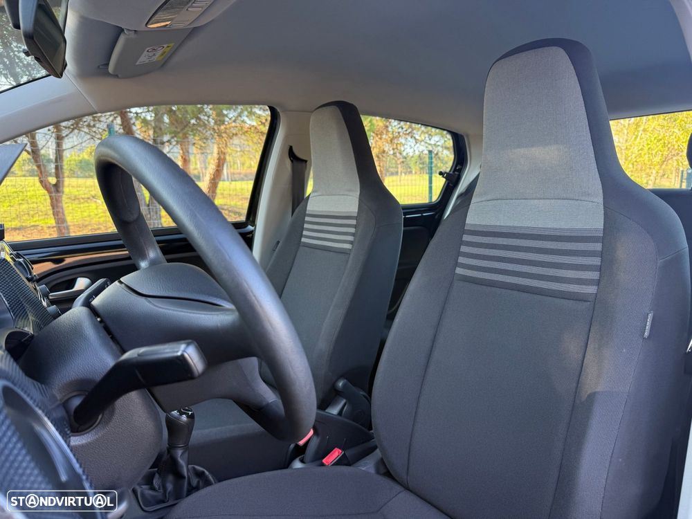 VW Up! 1.0 BMT Move - 28