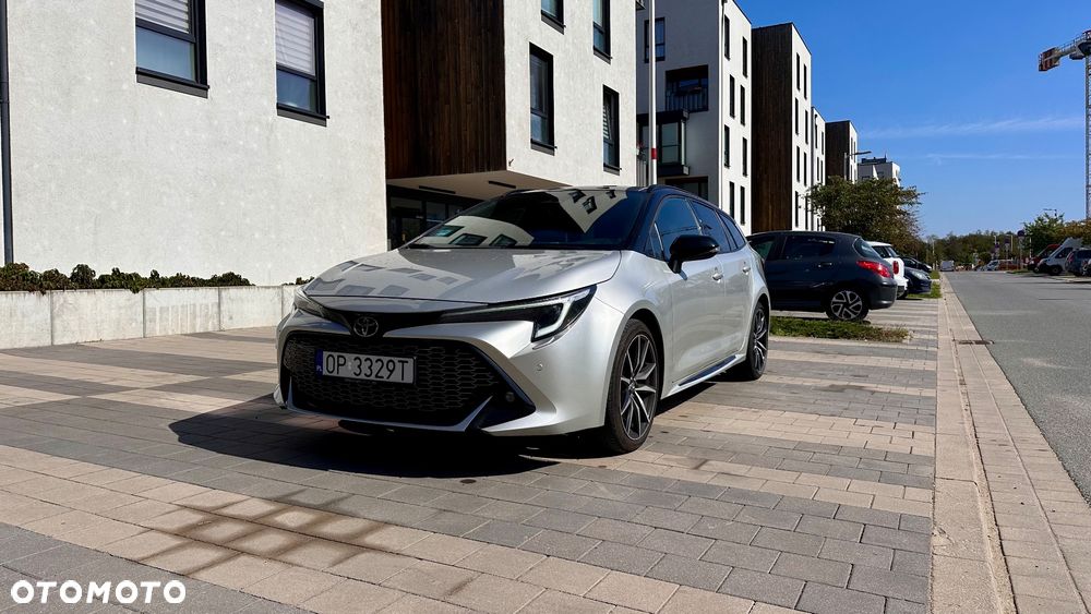 Toyota Corolla 2.0 Hybrid GR Sport Dynamic - 1