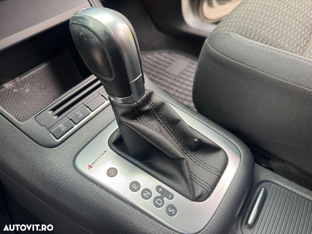 Volkswagen Tiguan 2.0 TDI DPF 4Motion BlueMotion Technology DSG Sport & Style - 10