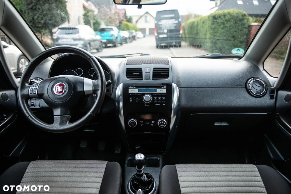 Fiat Sedici 2.0 Multijet DPF 4x2 Emotion - 21