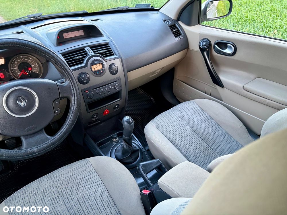 Renault Megane 1.6 Confort Privilege - 15