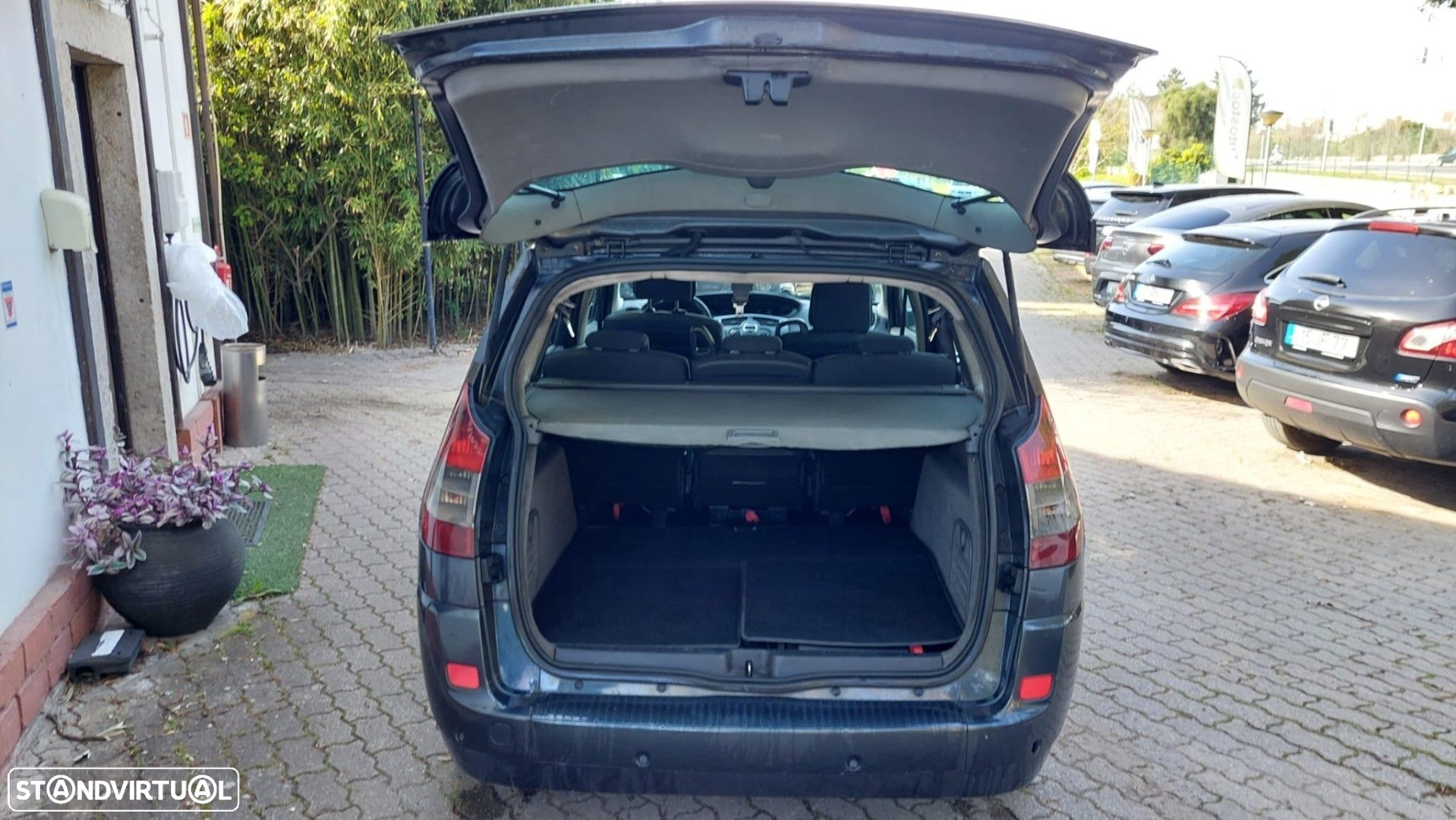 Renault Mégane Scénic - 5