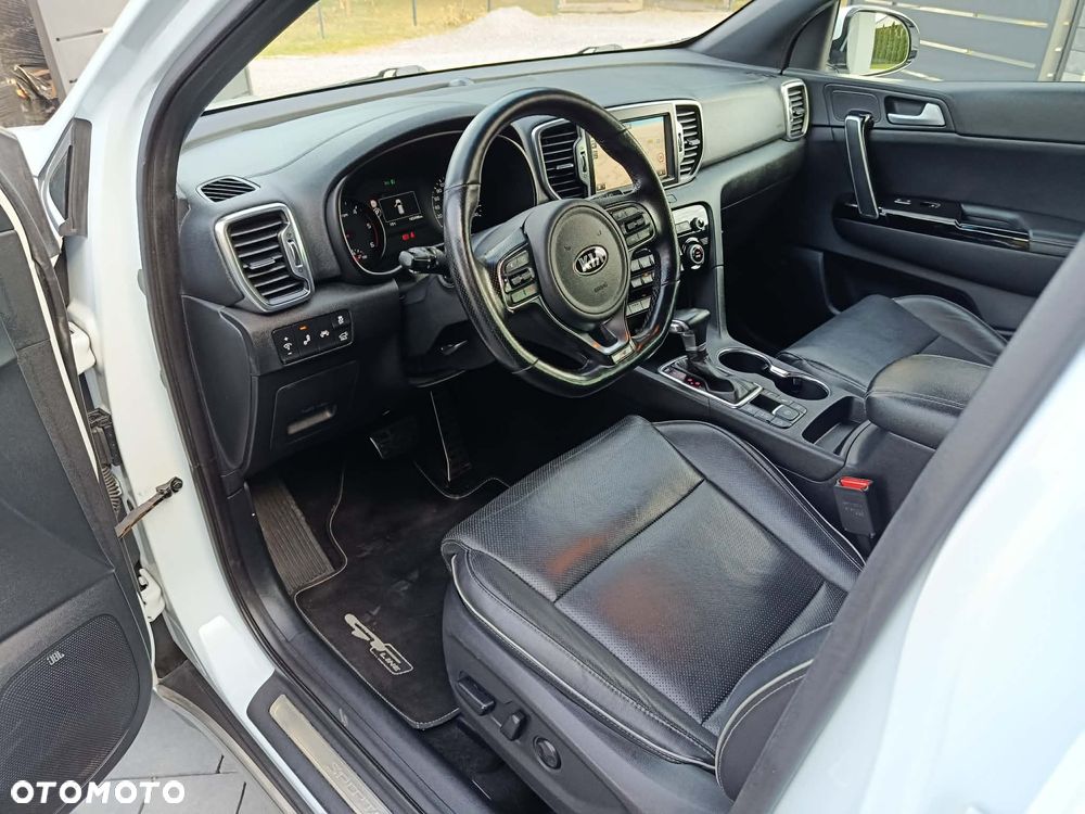 Kia Sportage 2,0 CRDI AWD GT Line - 24