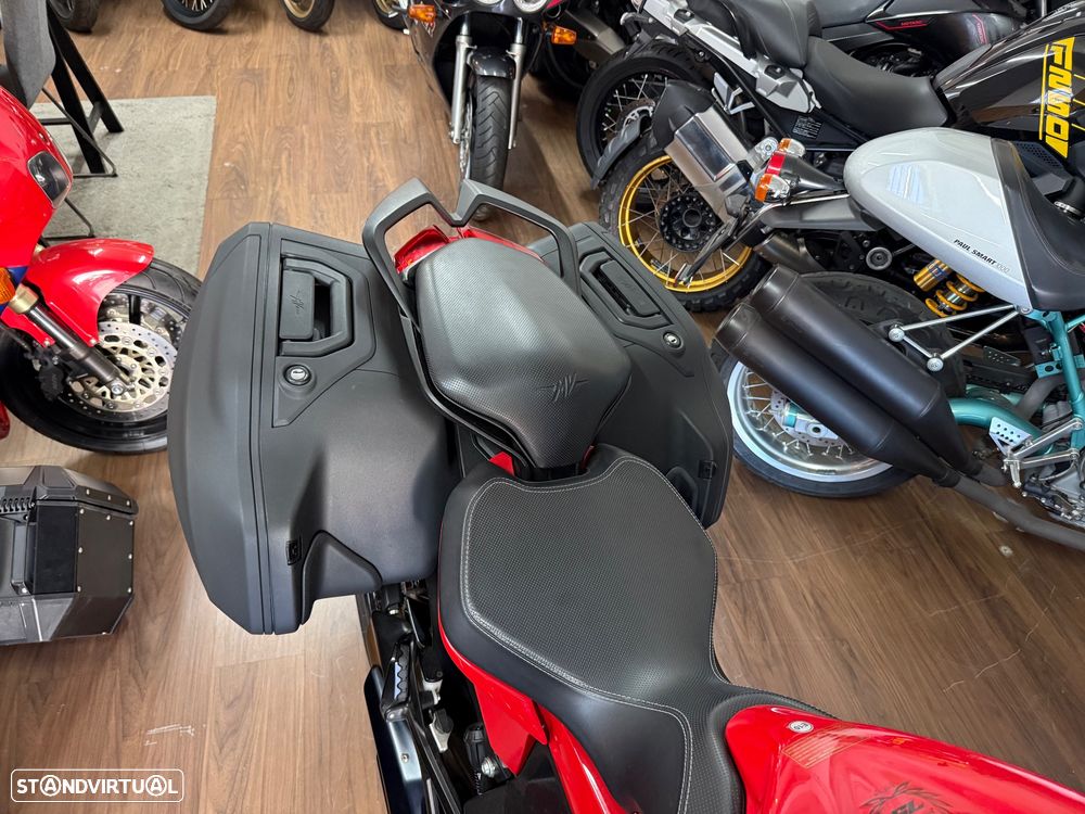 MV Agusta Turismo Veloce Rosso Aniversário 75 - 34
