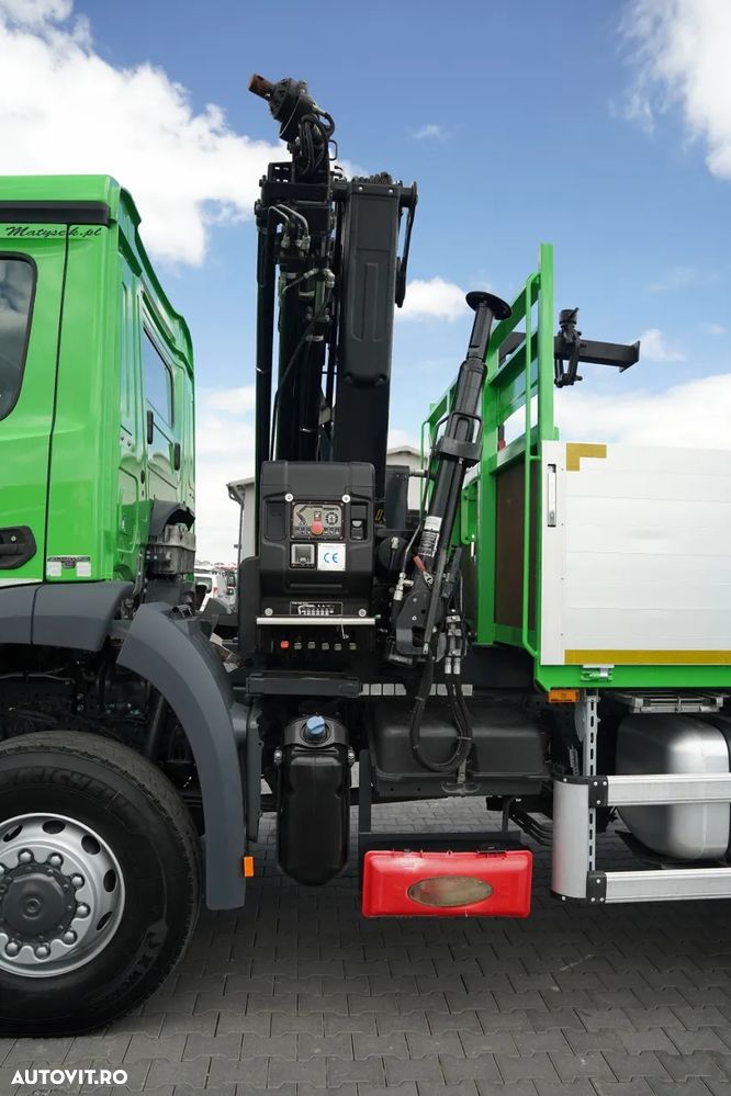 Mercedes-Benz AROCS 1835 / 4x4 / LIVRARE + HIAB 162 ES-3 HDS / RADIOCOMANDĂ / ROTATOARE / FURCĂ / EURO 6 - 23