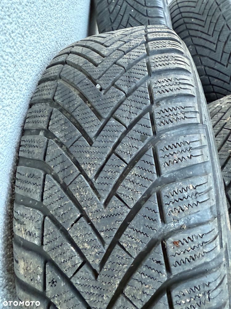 Toyota Avensis 1.8 VVT-i Combi - 20