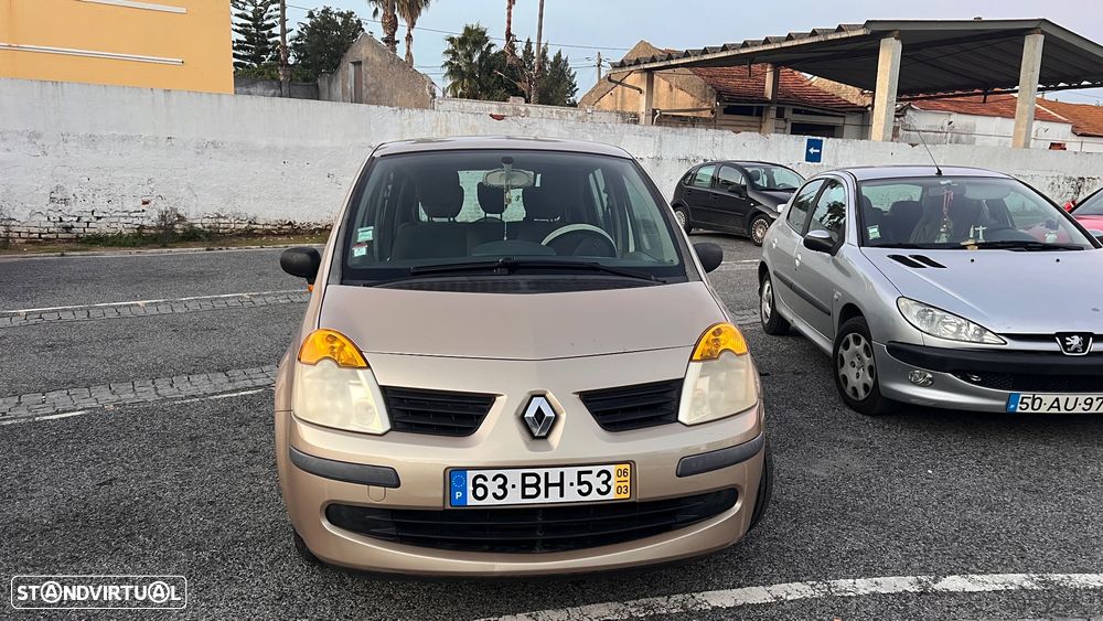 Renault Modus - 1