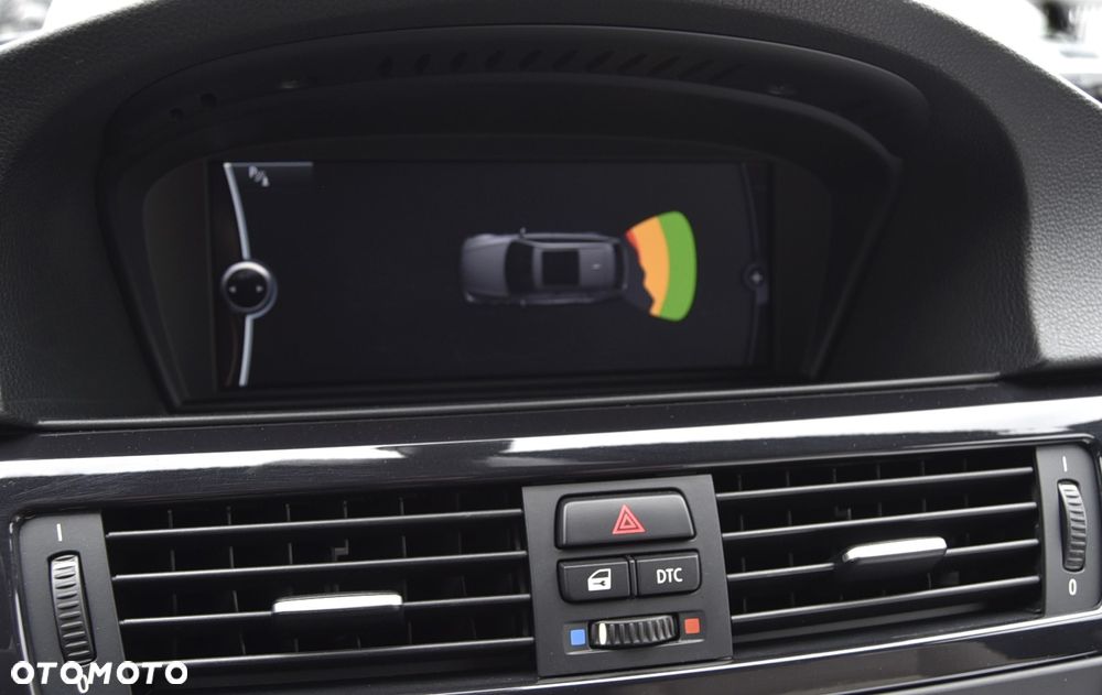 BMW Seria 3 325xi - 34