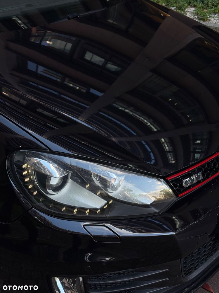 Volkswagen Golf 2011 photo 3