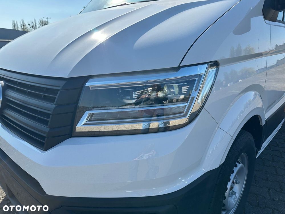 Volkswagen Crafter Podwozie z pojedynczą kabiną silnik: 2,0 l EURO VI SCR 163 KM / skrzynia biegów: Przedni napęd automatyczna 8-biegowa rozstaw osi: 4490 mm - 24
