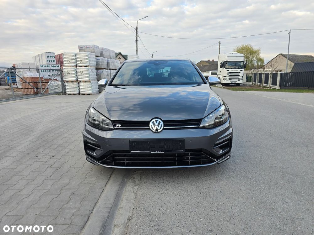 Volkswagen Golf R 4Motion (BlueMotion Technology) DSG - 9