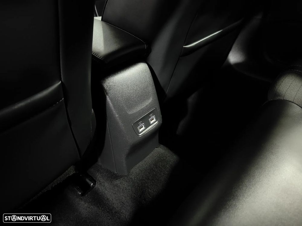 Peugeot 208 1.2 PureTech Allure EAT8 - 40