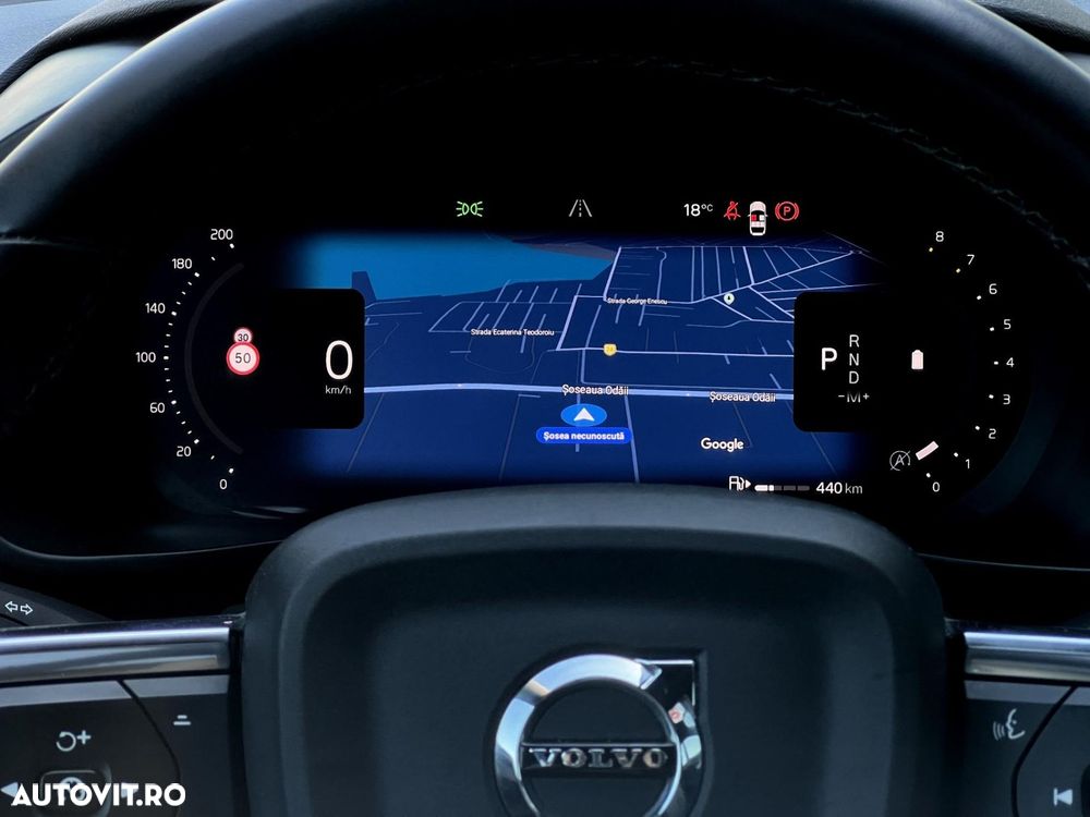 Volvo XC 40 B3 AT FWD MHEV Core - 14