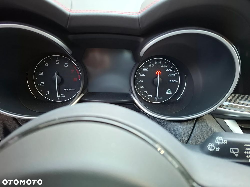Alfa Romeo Stelvio 2.9 V6 Bi-Turbo Quadrifoglio Q4 - 10