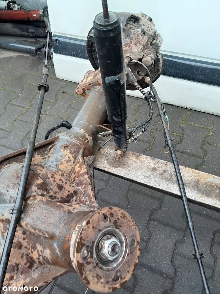 Most z blokadą 10 śrub Renault Mascott 07-10r - 5