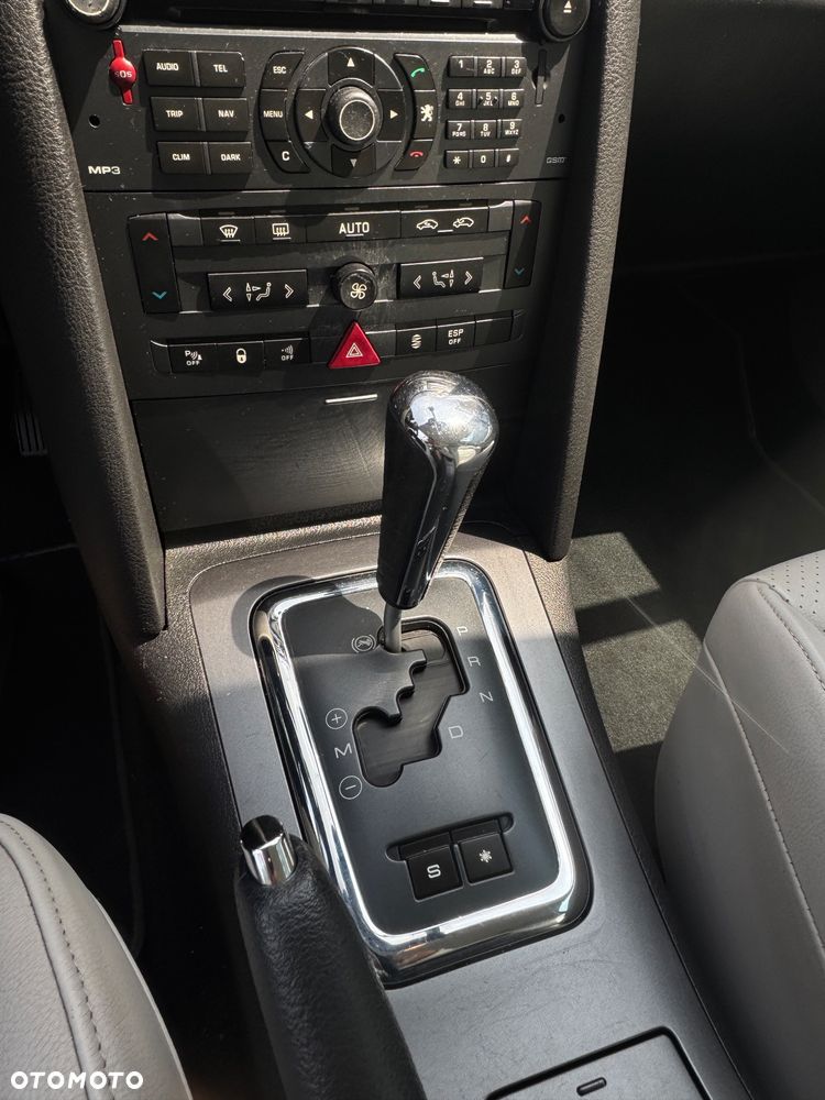 Peugeot 407 2.7HDi V6 Sport - 21