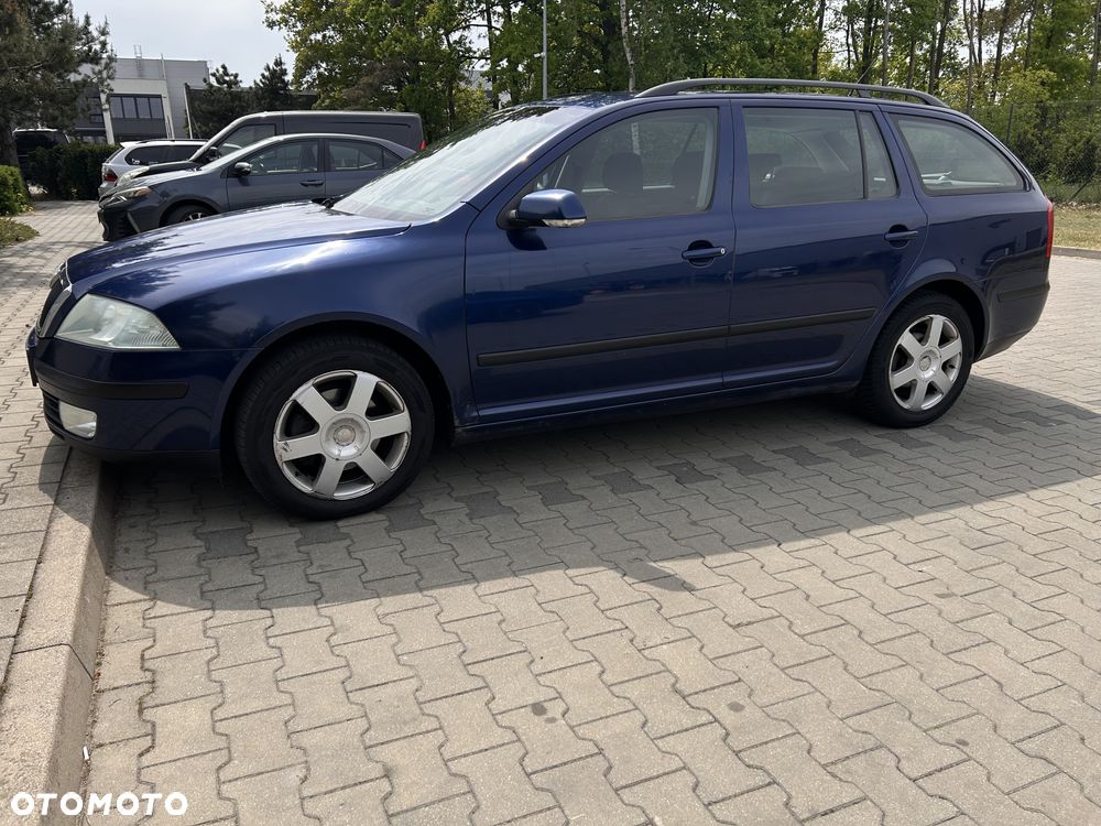 Skoda Octavia 2.0 TDI DPF Elegance - 3