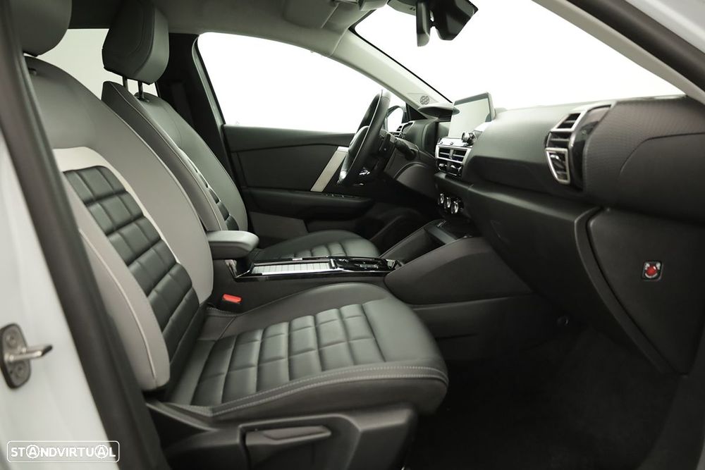 Citroën C4 1.2 PureTech Max EAT8 - 19