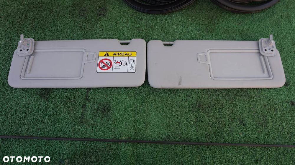 Hyundai Tucson III oslona daszek przeciwsloneczny - 2