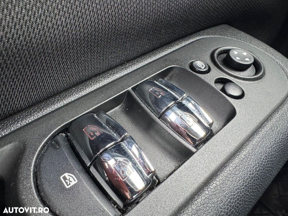 Mini Clubman - 20