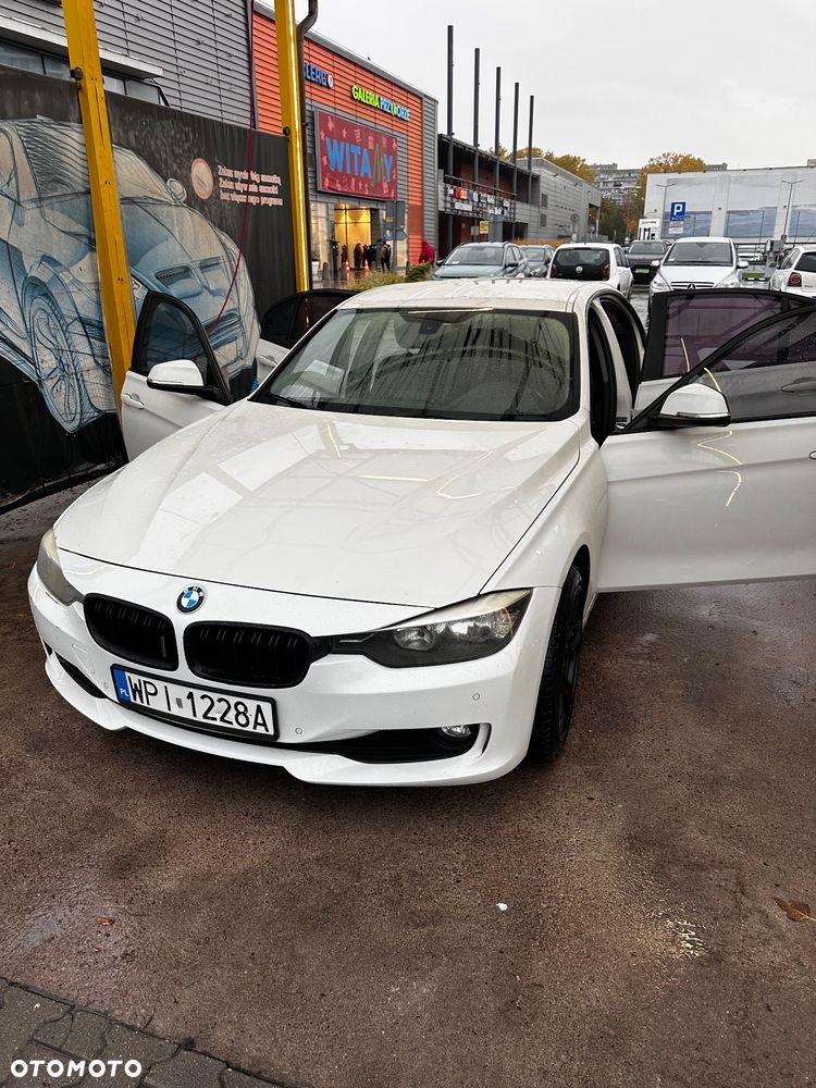 BMW Seria 3 - 30