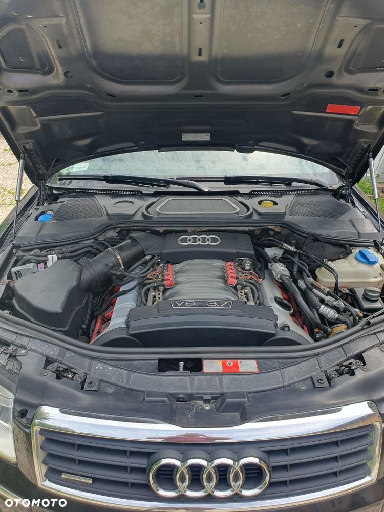 Audi A8 - 6