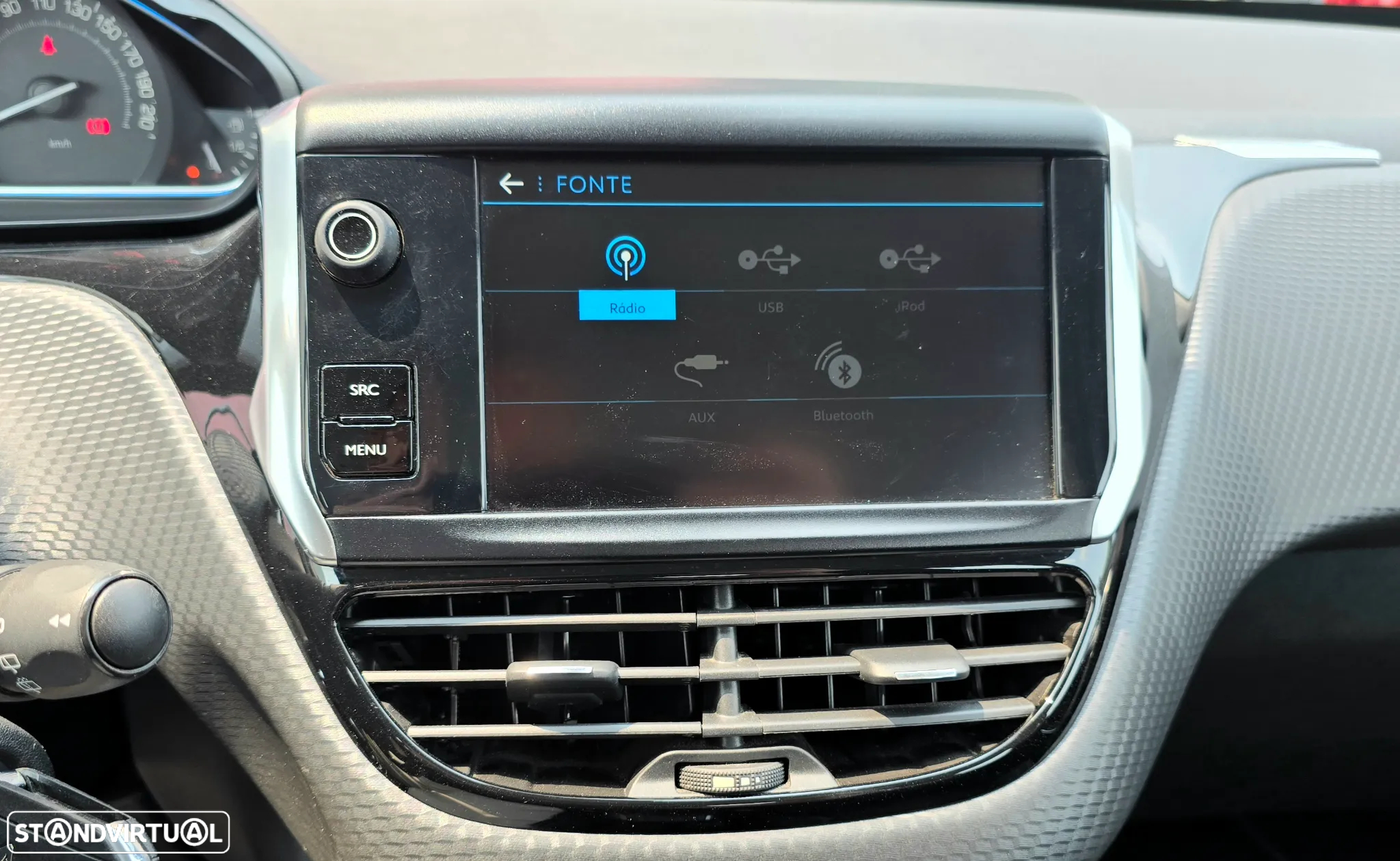 Peugeot 2008 1.2 PureTech Allure - 15