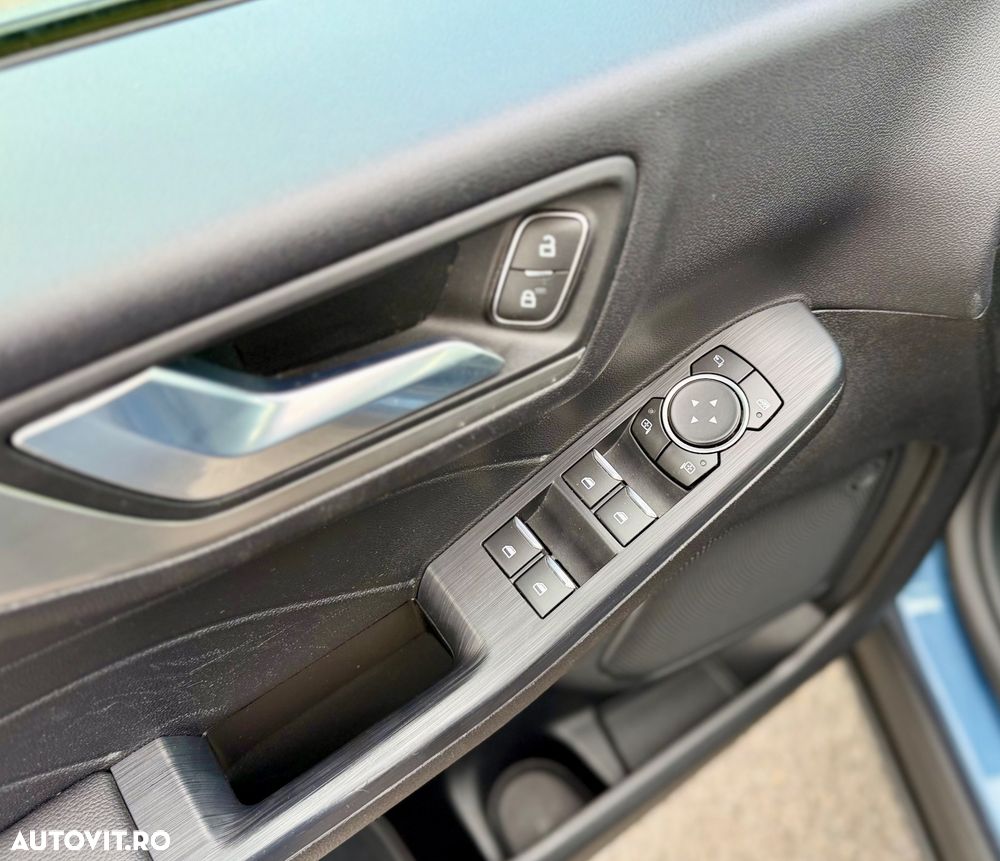 Ford Kuga 2.5 Duratec FHEV TITANIUM X - 15