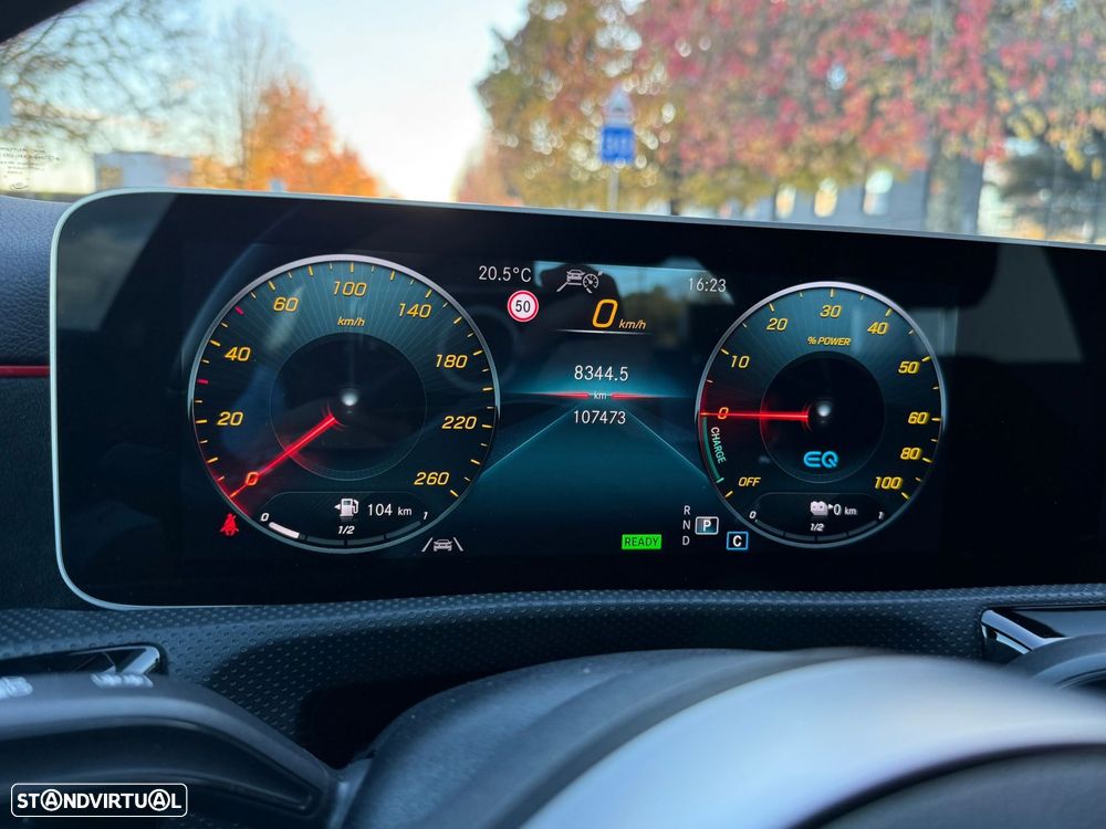 Mercedes-Benz A 250 Limousine e 8G-DCT AMG Line - 12