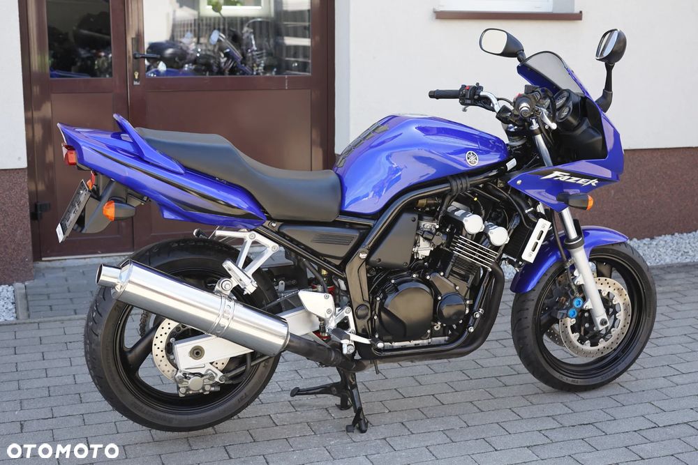 Yamaha FZS - 3