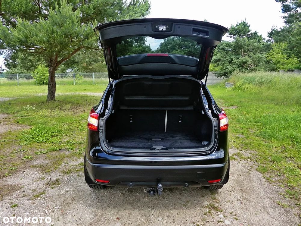 Nissan Qashqai 1.6 dCi Xtronic TEKNA+ - 10
