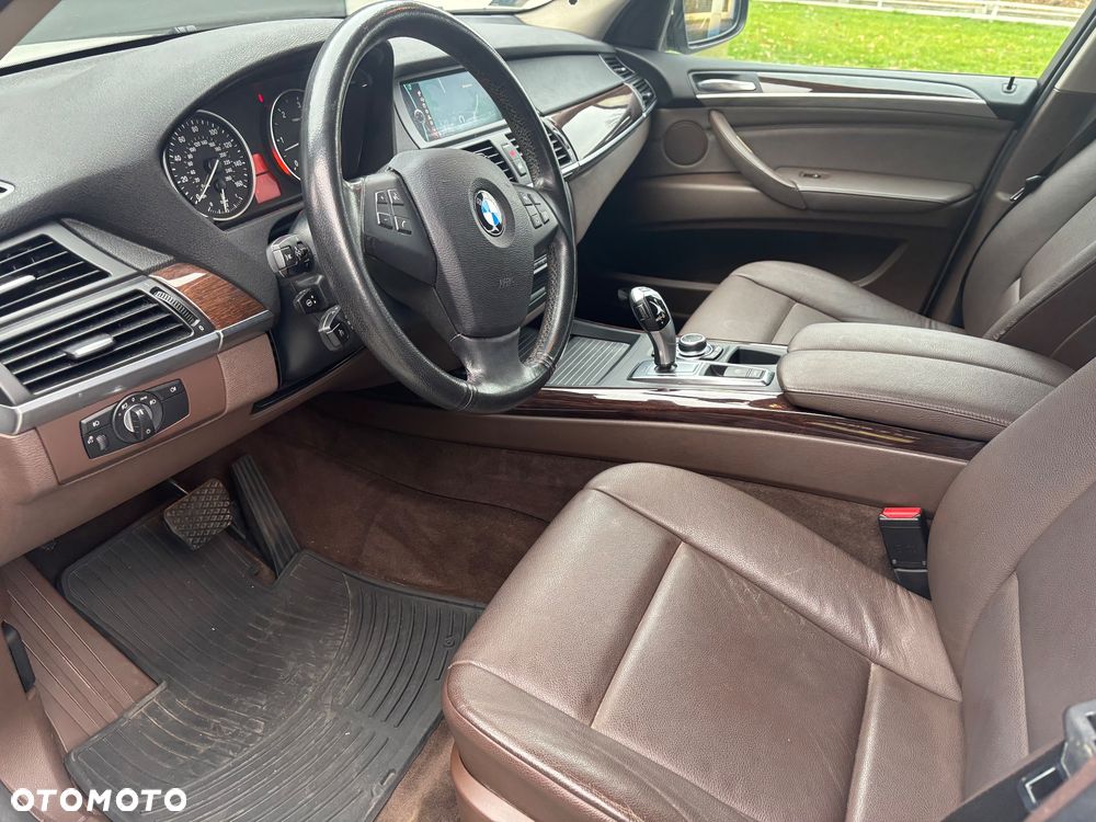 BMW X5 xDrive35d - 10