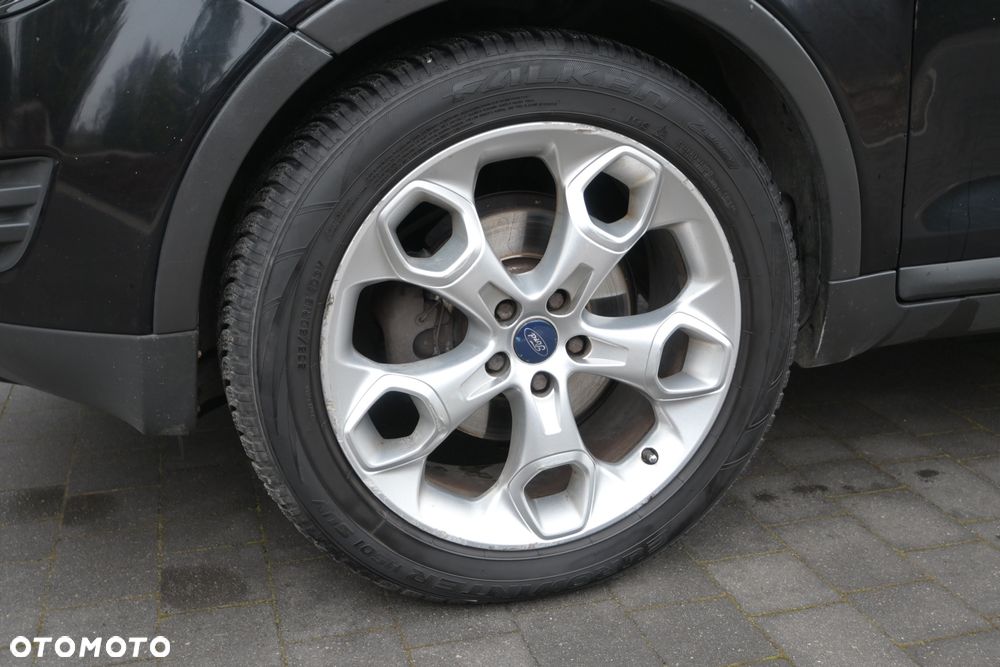 Ford Kuga 2.0 TDCi 4x4 Titanium - 38