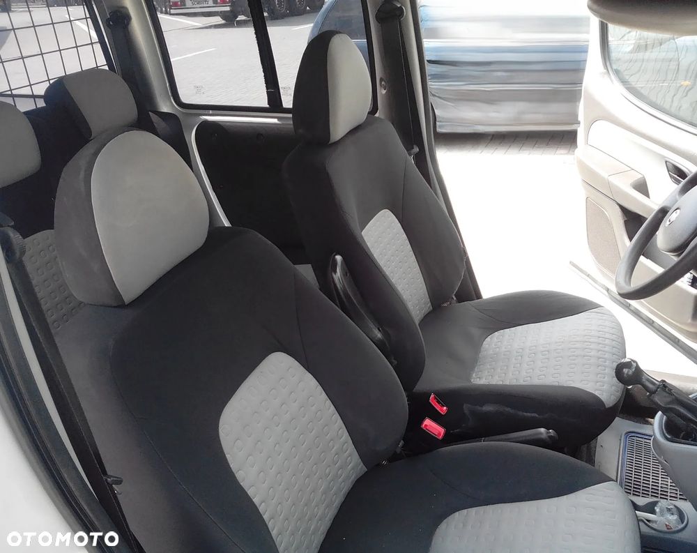 Fiat Doblo 1.9 JTD Active - 9