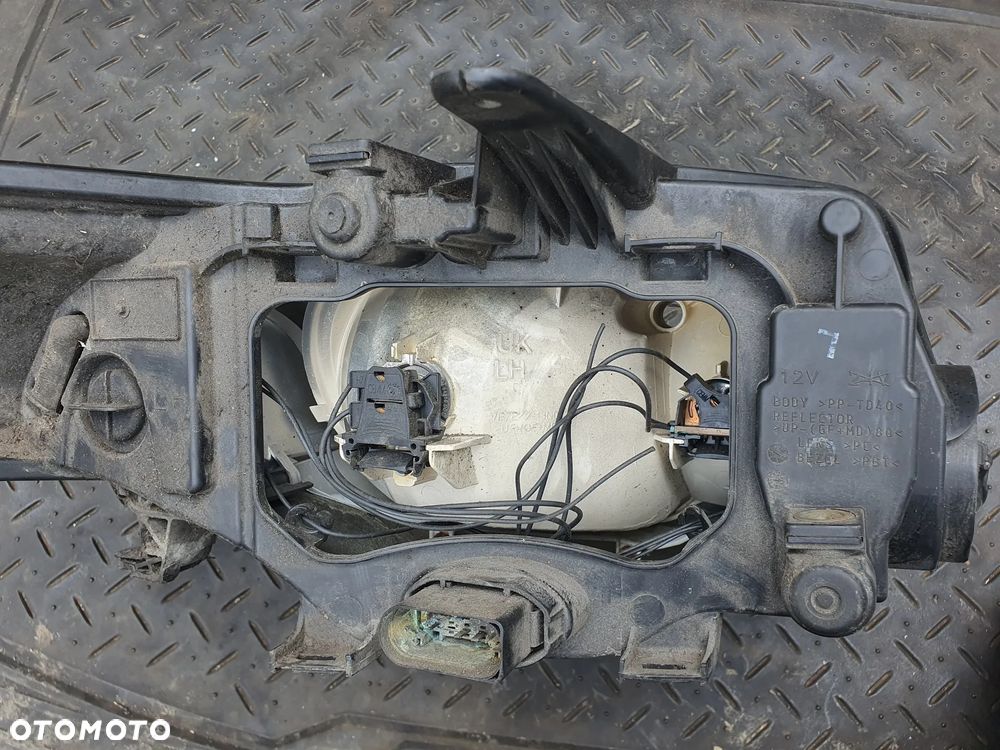 FORD MONDEO IV MK4 REFLEKTOR LAMPA LEWY PRZÓD LEWA PRZEDNIA - 4
