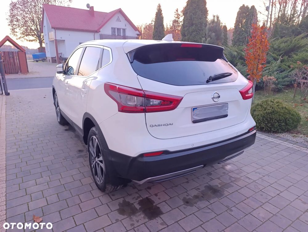 Nissan Qashqai 1.3 DIG-T N-Tec DCT - 6