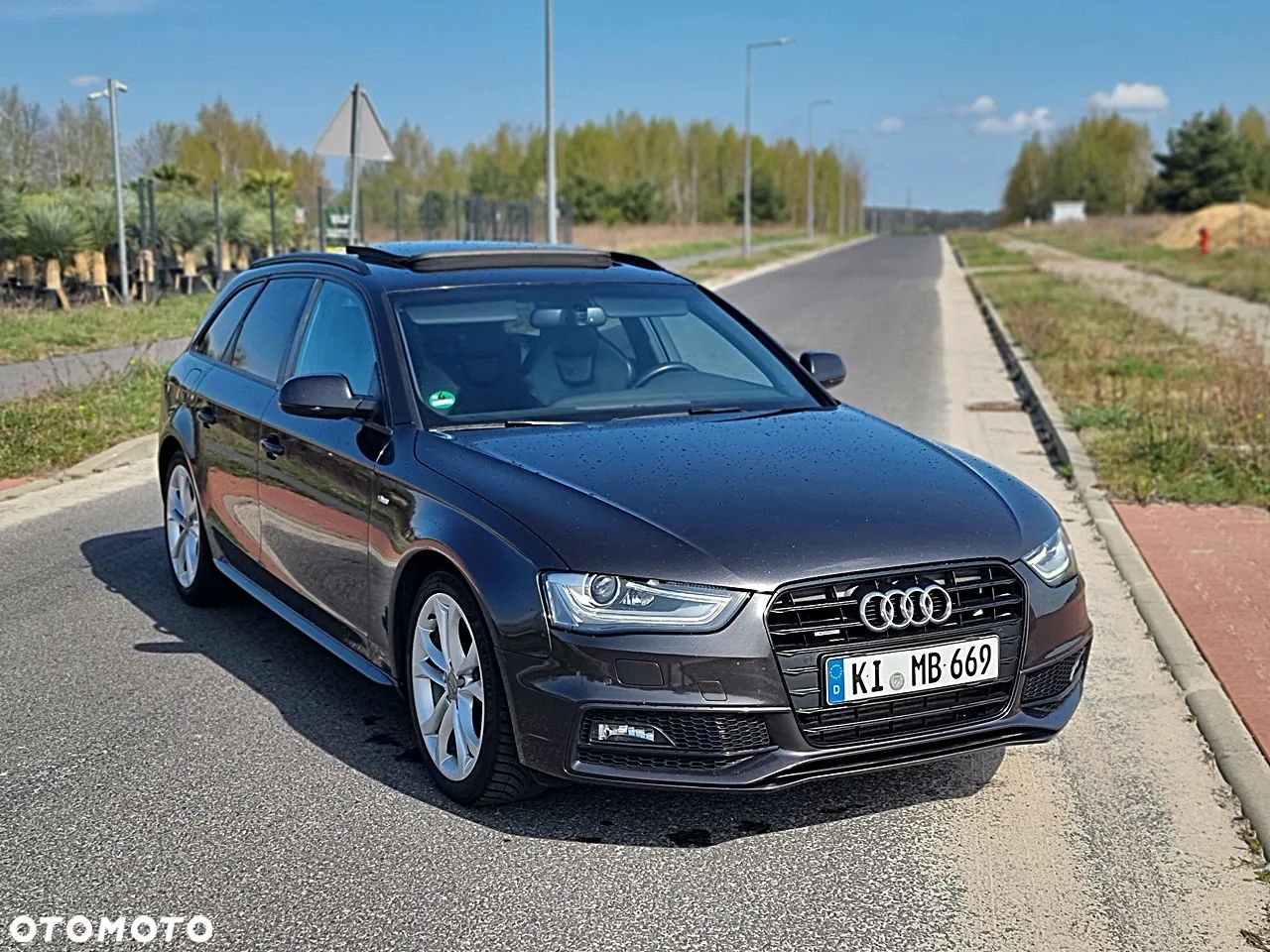 Audi A4 - 1
