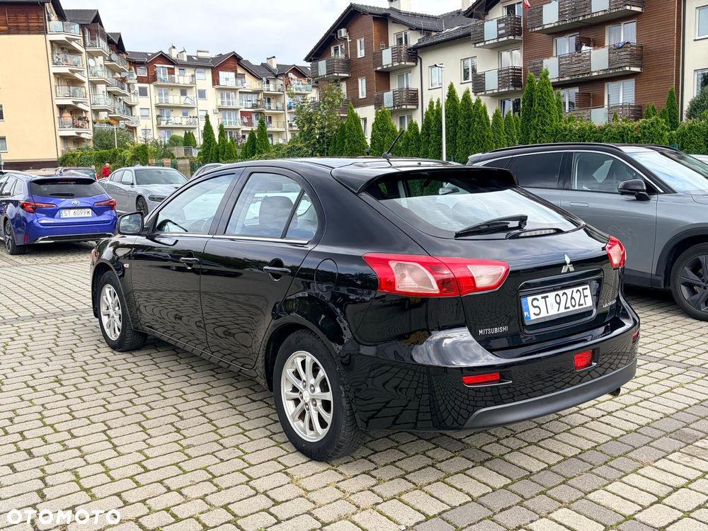 Mitsubishi Lancer 1.6 Invite - 6