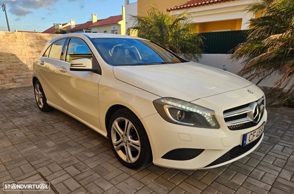 Mercedes-Benz A 180 CDI (BlueEFFICIENCY) Urban - 23