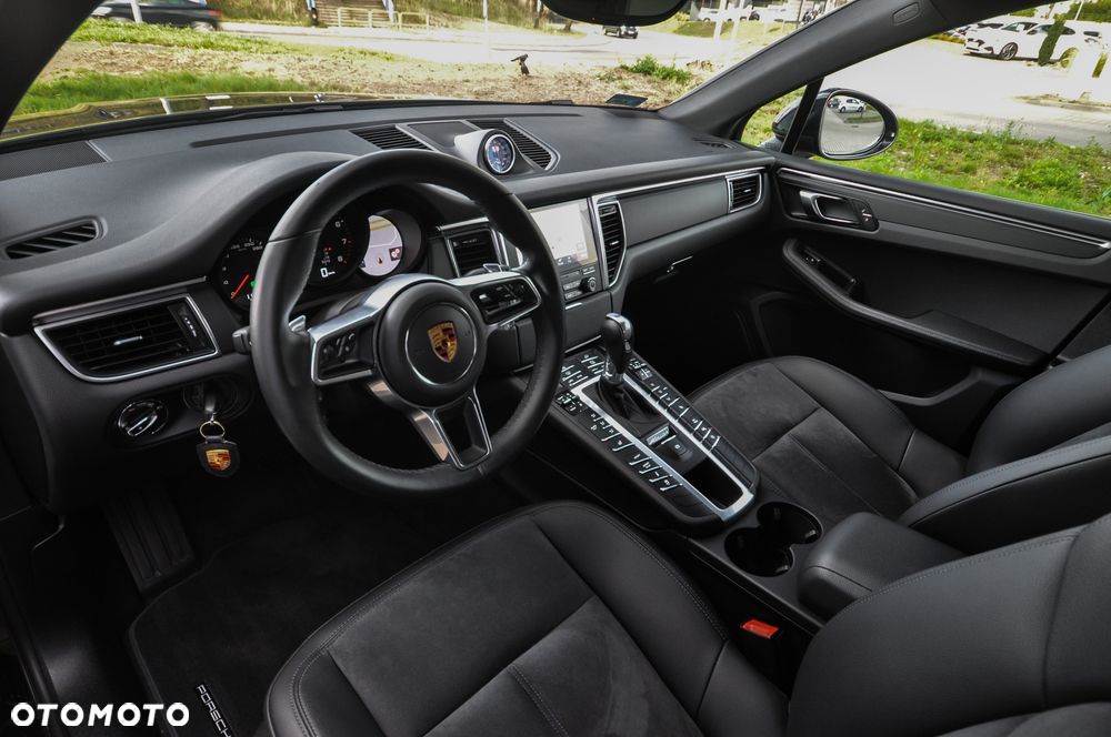 Porsche Macan - 22