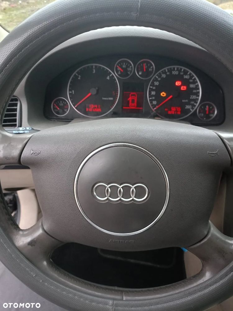 Audi A6 ver-a6-2-5-tdi - 16