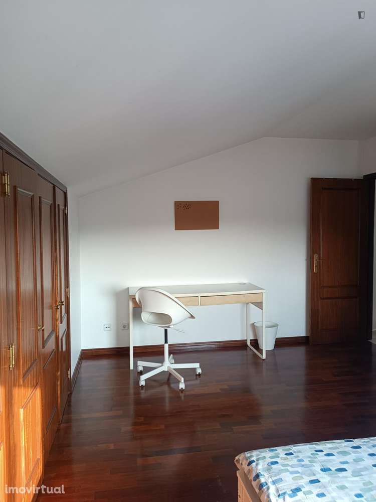 Quarto - localizado em Leiria - Grande imagem: 2/20