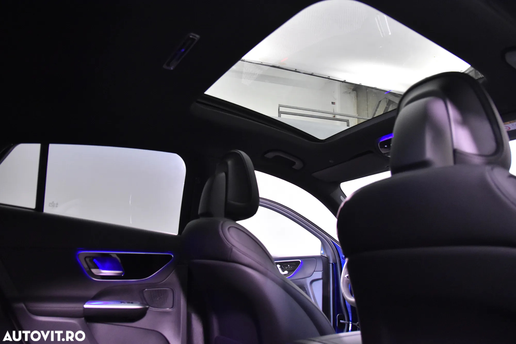 Mercedes-Benz GLC Coupe 300 d 4MATIC MHEV - 24