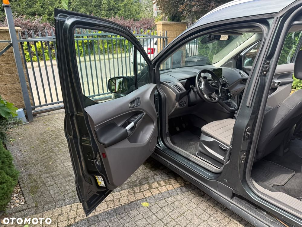 Ford Tourneo Connect 1.5 EcoBlue Titanium - 23